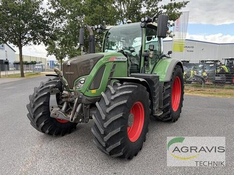 Fendt 718 VARIO S4 Profi