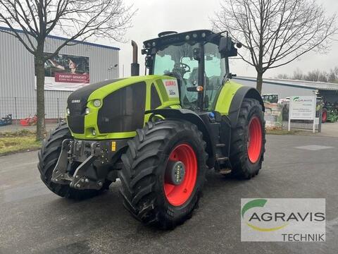 <strong>Claas AXION 920 CMAT</strong><br />