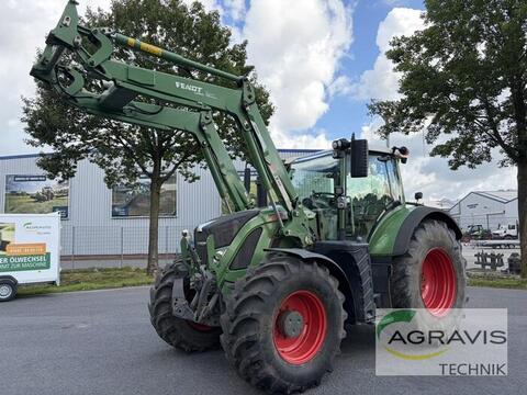 Fendt 718 VARIO S4 Profi Plus