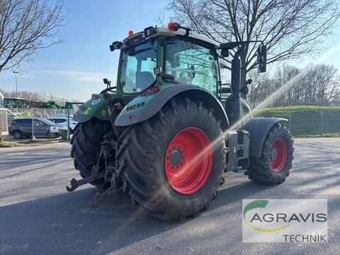 Fendt 724 VARIO S4 3