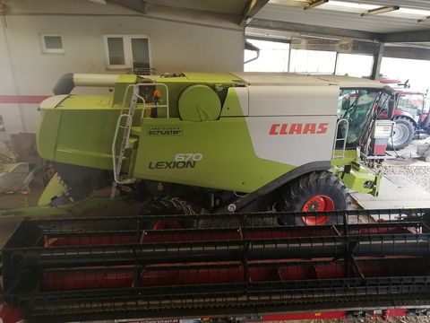 <strong>Claas Lexion 670 (St</strong><br />