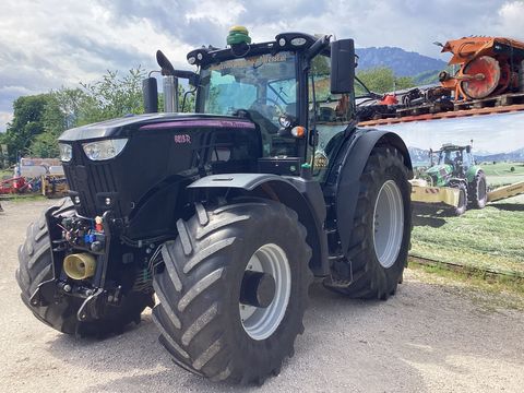 John Deere 6215R