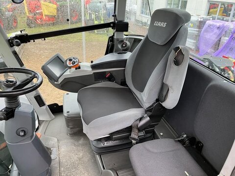 CLAAS XERION 4000 VC