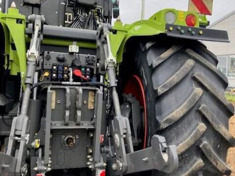CLAAS XERION 4000 VC