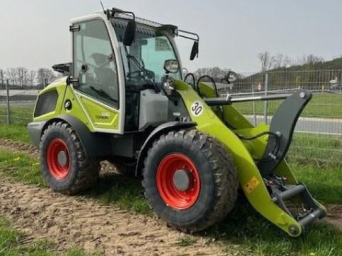 CLAAS TORION 535