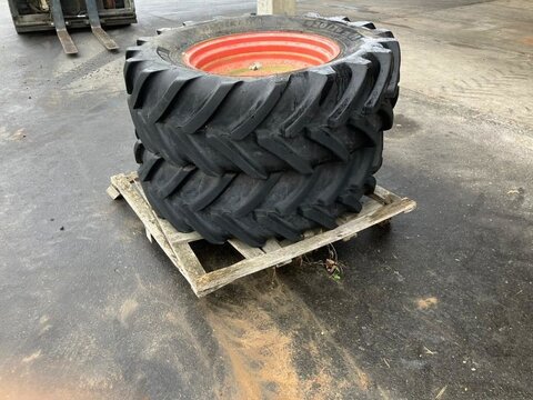 Sonstige Radsatz 420/70 R28 - ARION 510