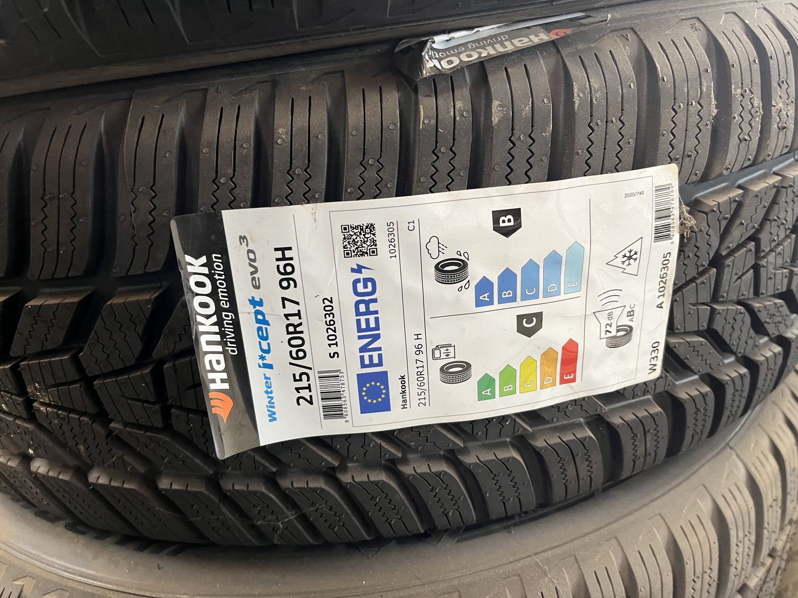Hankook Winter ICept Evo 3  2