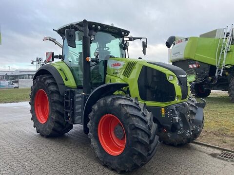 Claas AXION 800