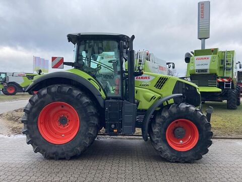 Claas AXION 800