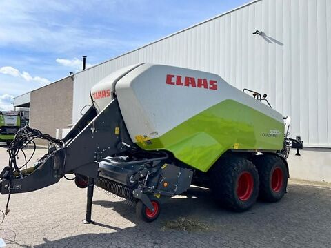 Claas QUADRANT 3200 FC