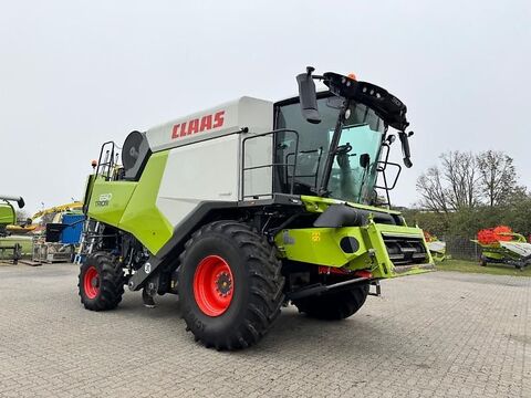 Claas TRION 650