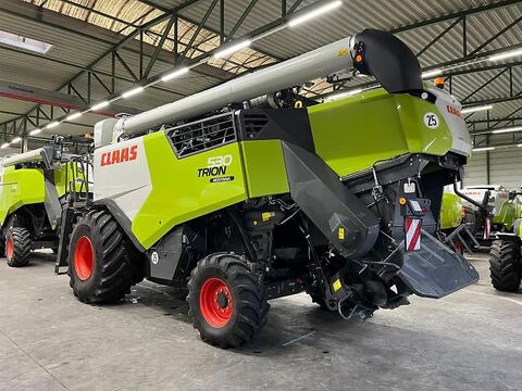 Claas TRION 530 MONTANA 3