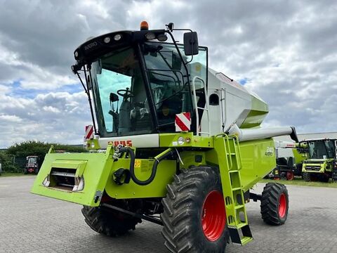 Claas AVERO 240