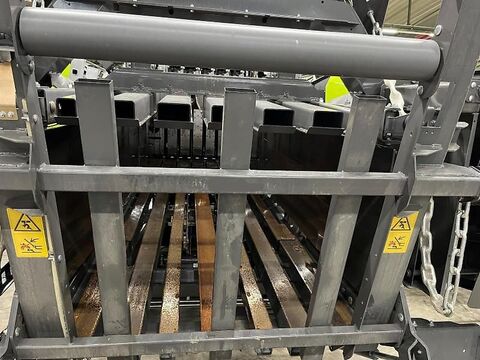 Claas QUADRANT 5300 FC T+ST 3