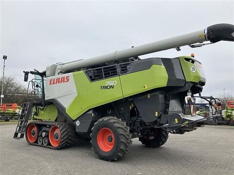 Claas TRION 750 TT 3
