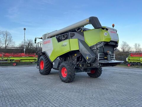 Claas TRION 530 3