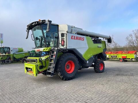 Claas TRION 520
