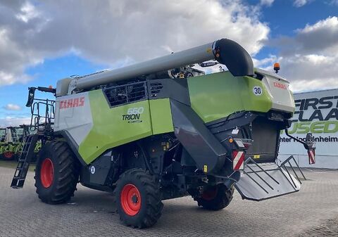 Claas TRION 660 3