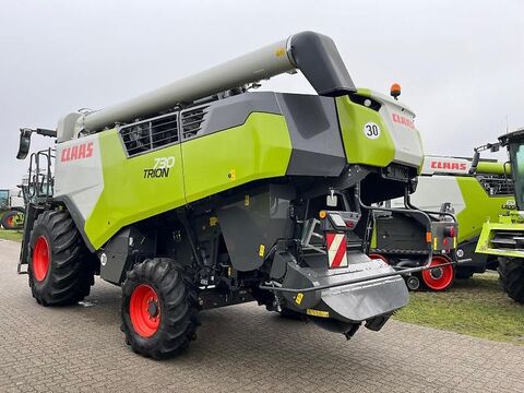 Claas TRION 730 3