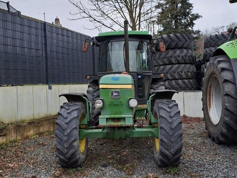 John Deere 2140R