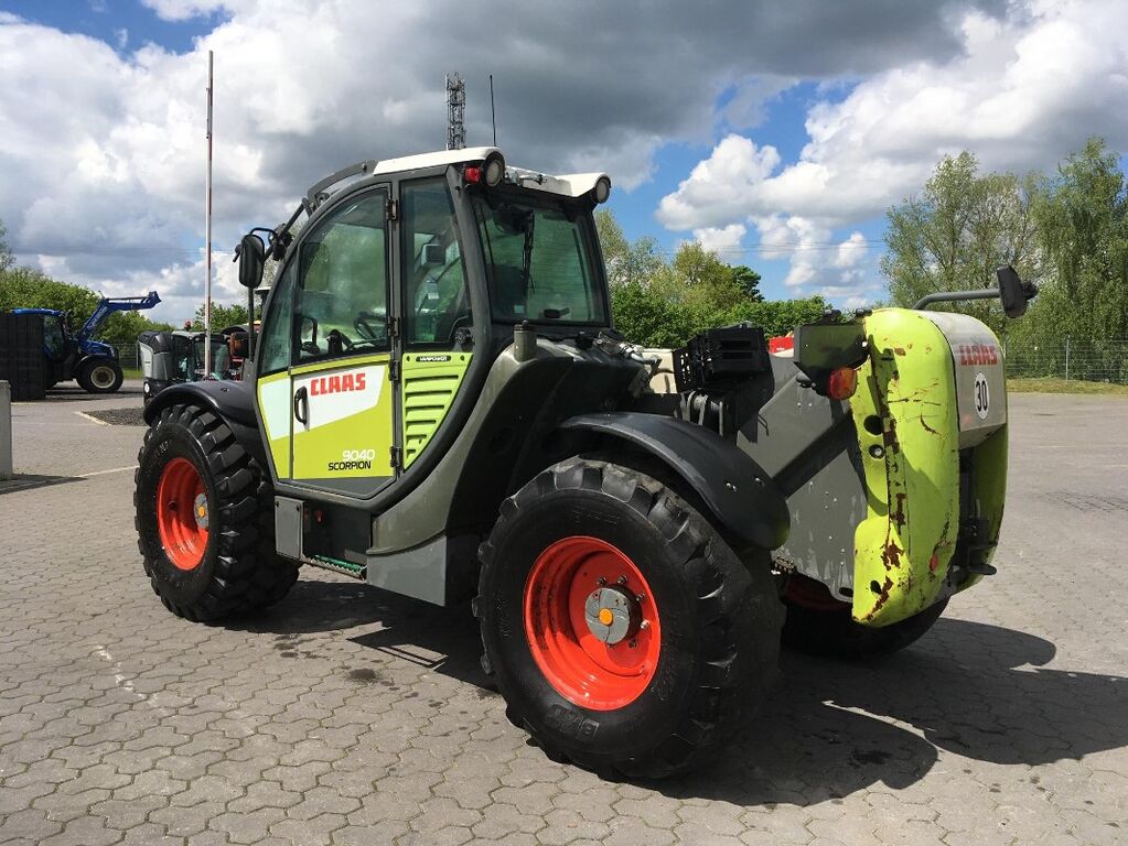 Claas Scorpion 9040 Varipower 3