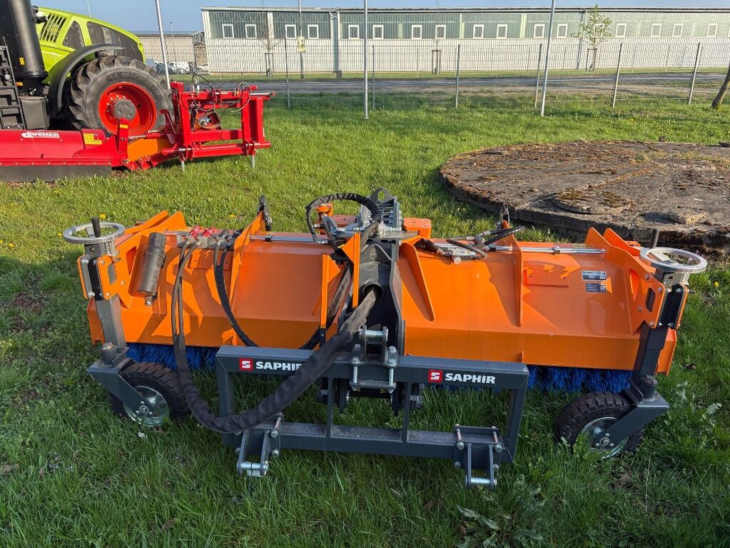 Saphir SKM 28 Kehrmaschine 3