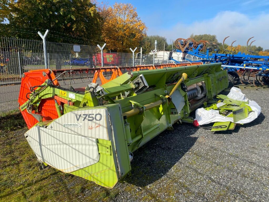 Claas Vario 7,50m mit Laser links 1