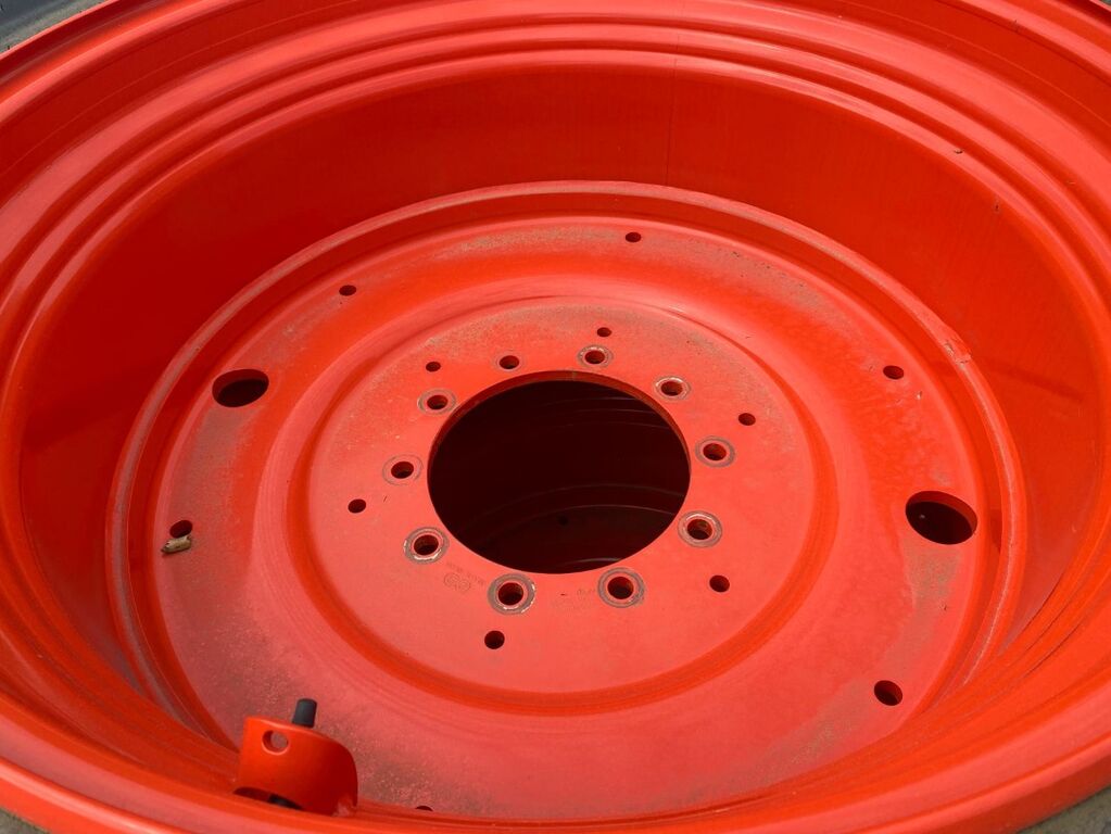 Mitas 650/85R38 + 600/70R30 Mitas 3