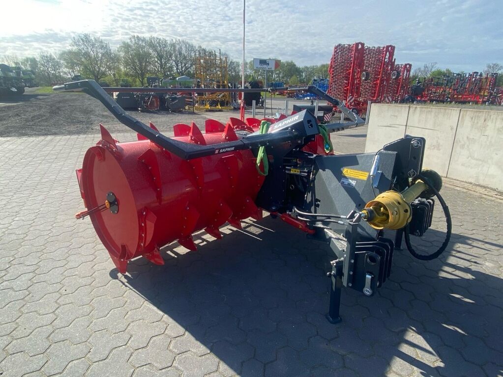 Saphir SV 28 **Vorführer** Silageverteiler 2