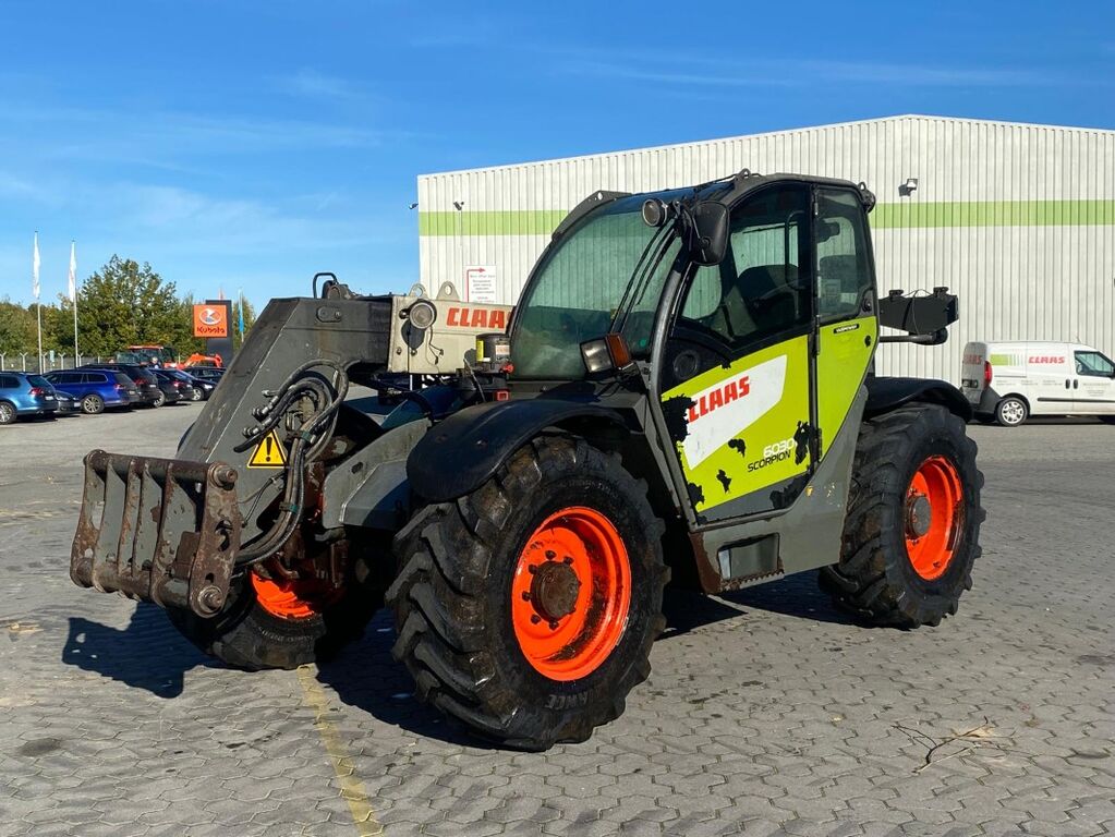 Claas Scorpion 6030 CP 1