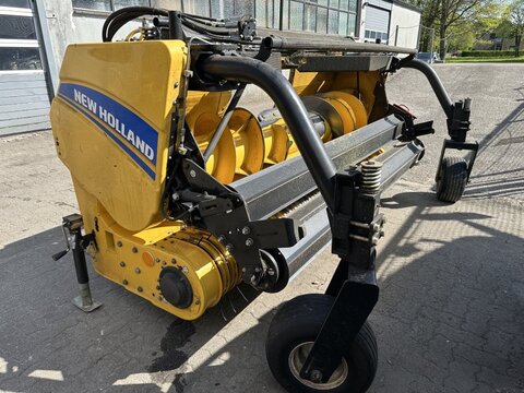 New Holland Pick-Up 300 FP 2