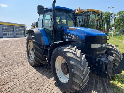 New Holland TM 190