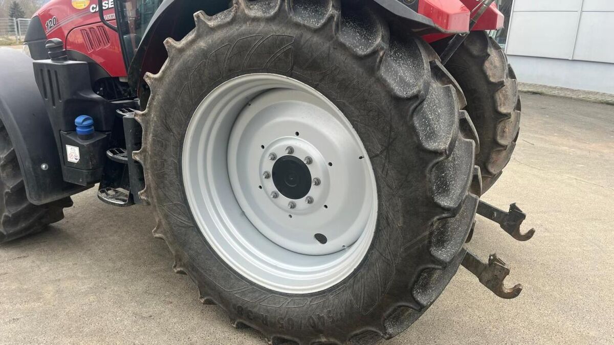 Case IH Luxxum 120 Frontzapfwelle 3