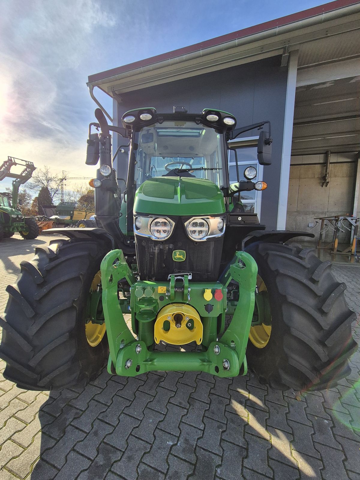 John Deere 6100M Autopowr 3