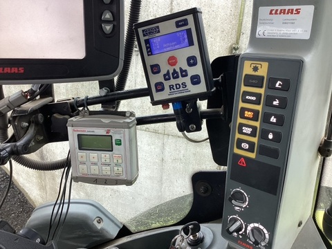 Claas AXION 850 CMATIC 3