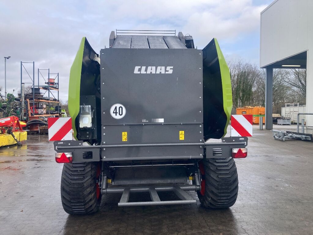 Claas VARIANT 585 RC PRO 3