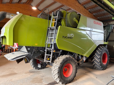 Claas TUCANO 570