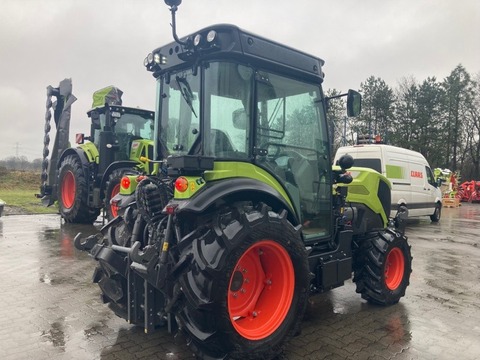 Claas NEXOS 240 S  3