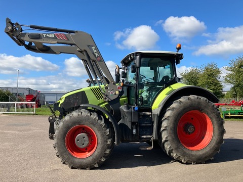 Claas AXION 830 CMATIC (Zapfwelle und Allrad Defekt) 