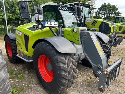 CLAAS SCORPION 742 VARIPOWER