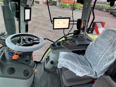 Claas ARION 530 CMATIC Stage V