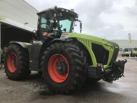Claas XERION 4200 TRAC VC 2