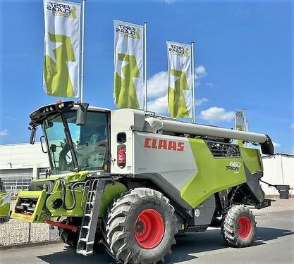 Claas TRION 660