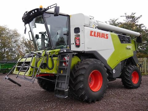Claas TRION 660 2