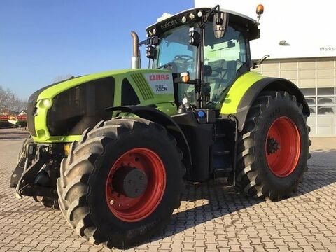 Claas AXION 920