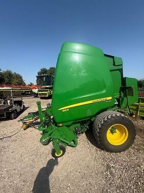 John Deere 864 2