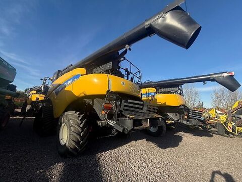 New Holland CR 9080 SmartTrax T4i 3