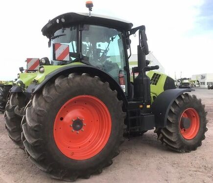 Claas ARION 660 CMATIC FOCUS 3