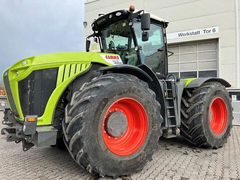 Claas XERION 5000 TR