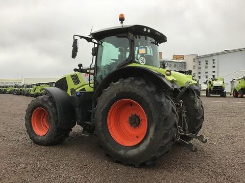 Claas AXION 810